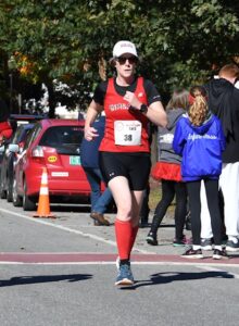 Tara running at the 2018 CHaD Half Marathon. Part of the NHGP series!